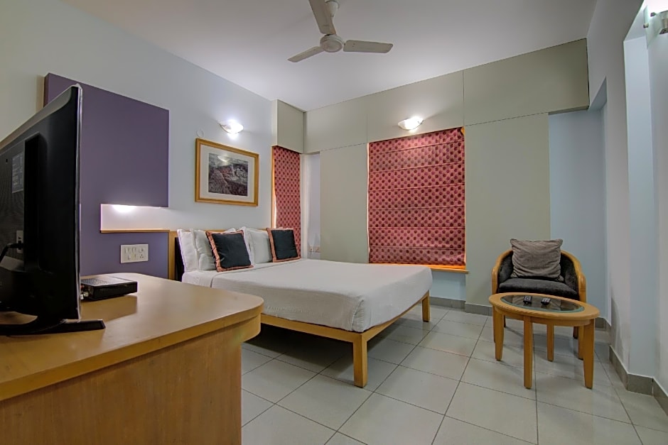 Tristar Service Apartments