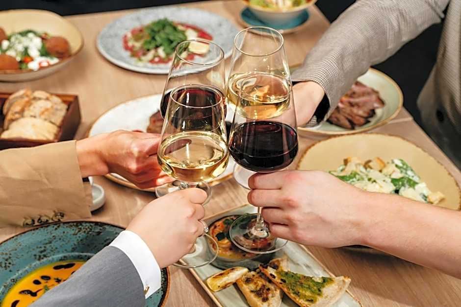 Courtyard By Marriott Prague Airport