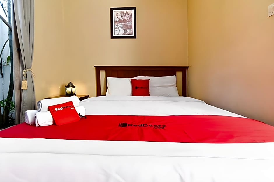 RedDoorz near Pantai Sanur Bali