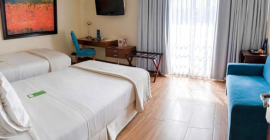 Blue Suites Hotel