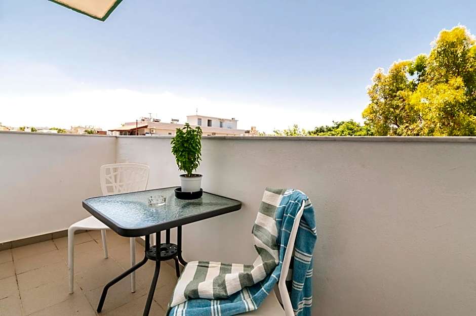 Lefka Hotel & Apartments