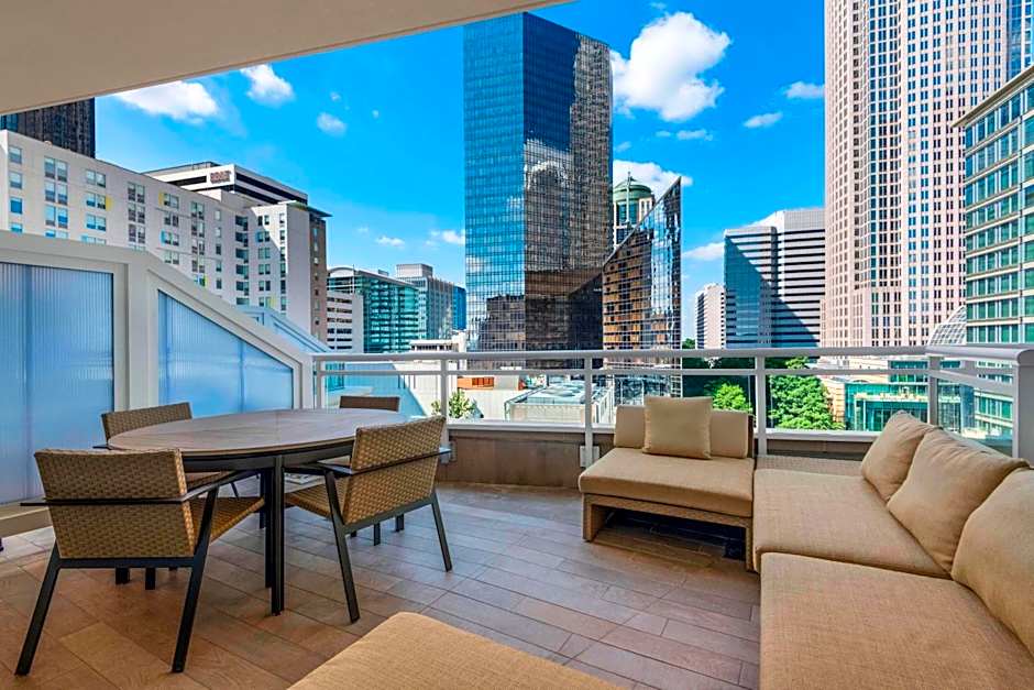 AC Hotel by Marriott Charlotte City Center