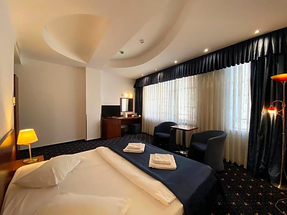Samaa Hotel