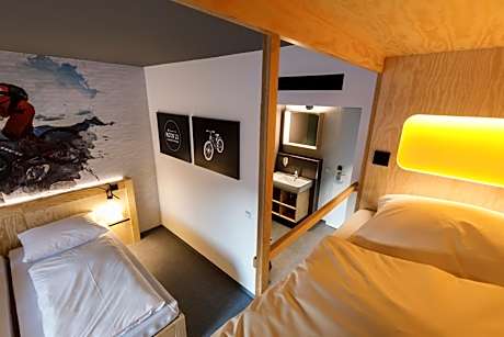 DJH moun10 Jugendherberge - Youth Hostel - membership required!