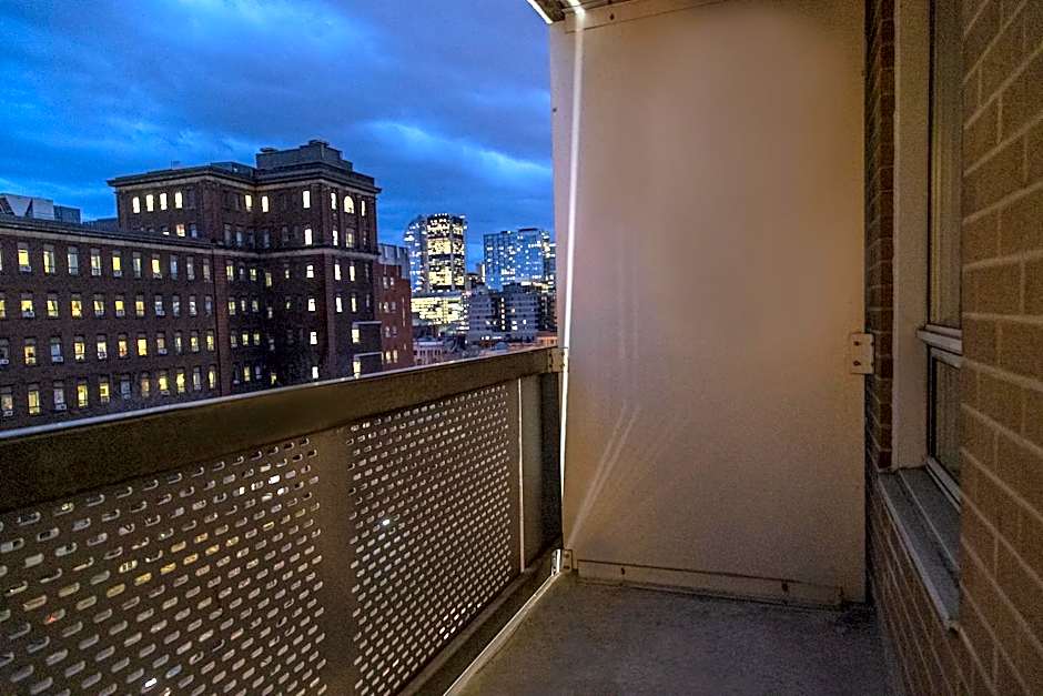Hotel Faubourg Montreal Centre Ville Downtown 183492