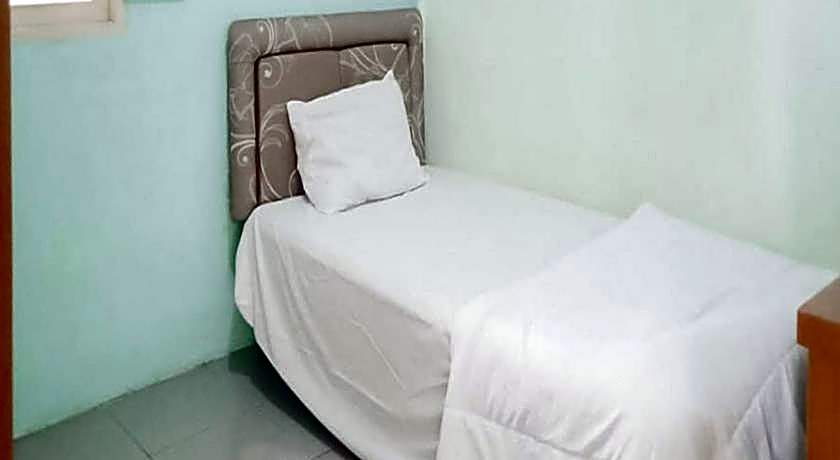 Acintyya Homestay Syariah RedPartner