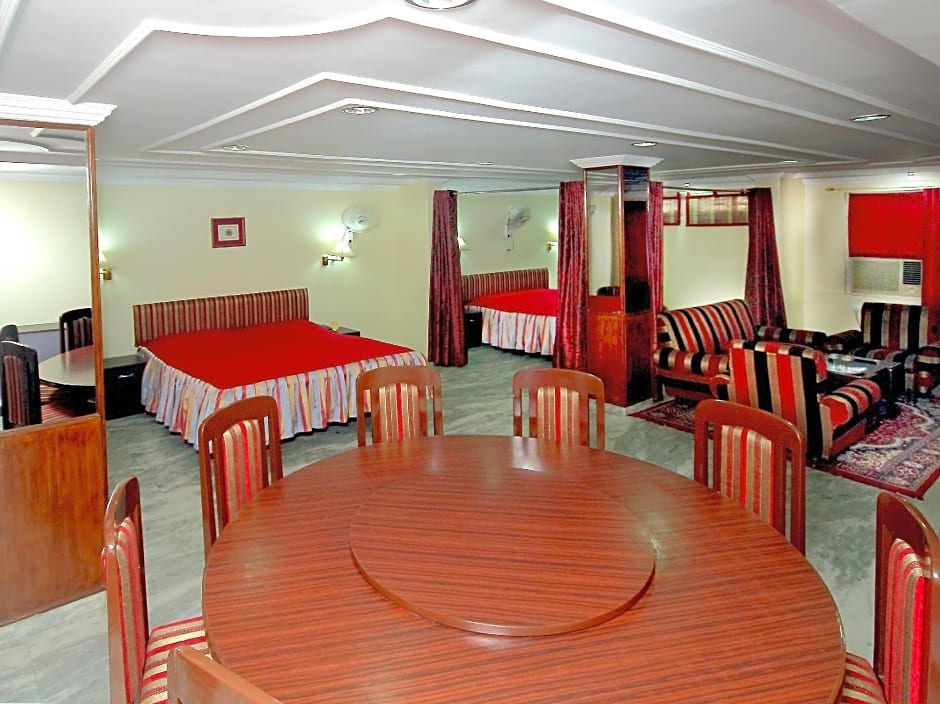 Photo 1 of 10 of Family Suite
