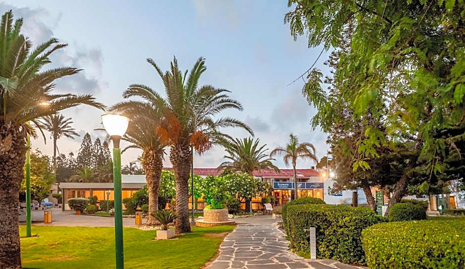 Nachsholim Beach Hotel