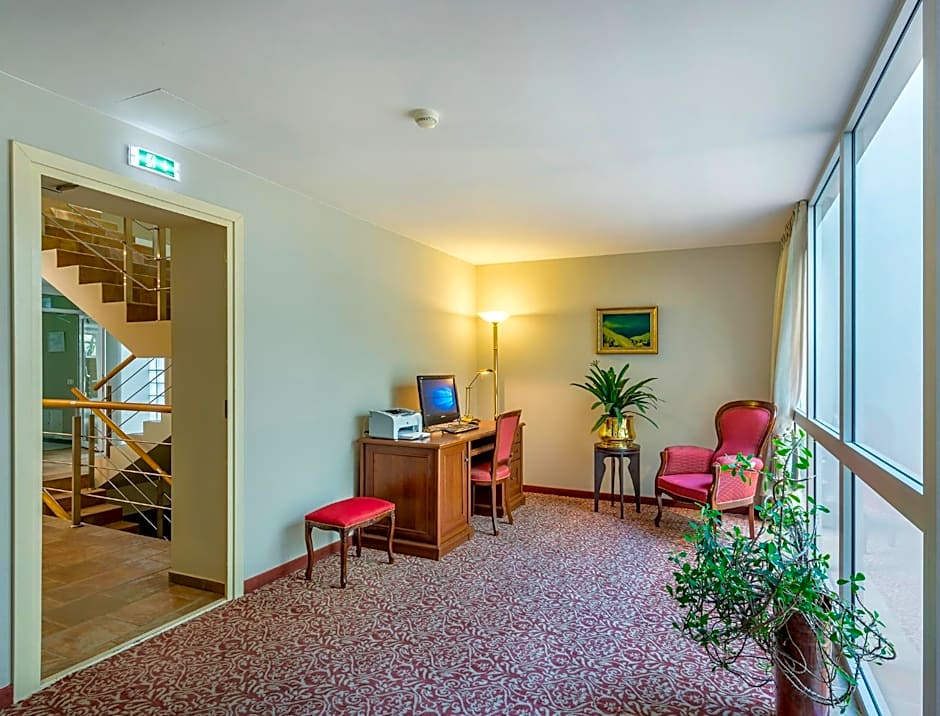 Ratonda Centrum Hotels