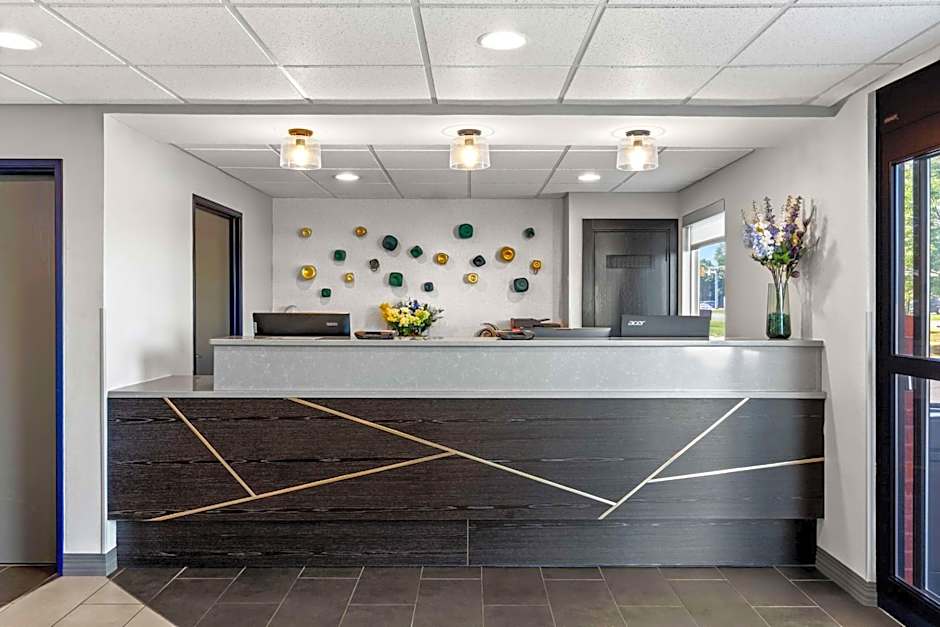Best Western Doswell Hotel