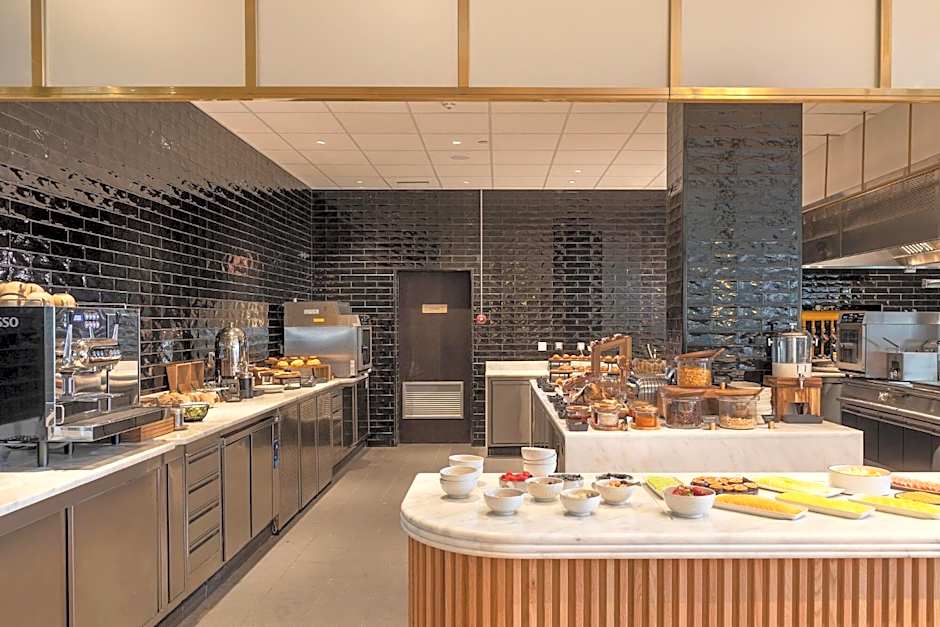 EVOLUTION Cascais-Estoril Hotel