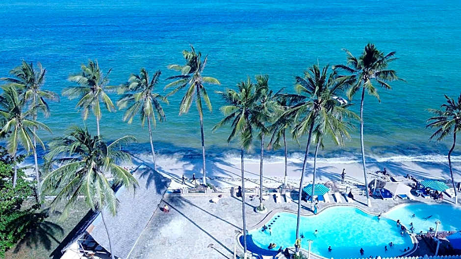 Sai Rock Beach Hotel & Spa