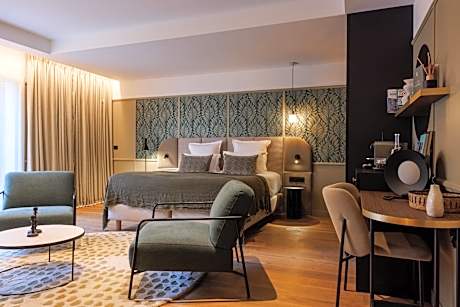 Prestige Suite