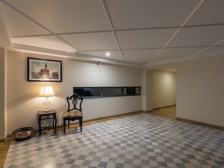 Krishna Inn By Royal Hotels