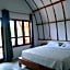 Gino's Place - Guest House & Jungle Trekking