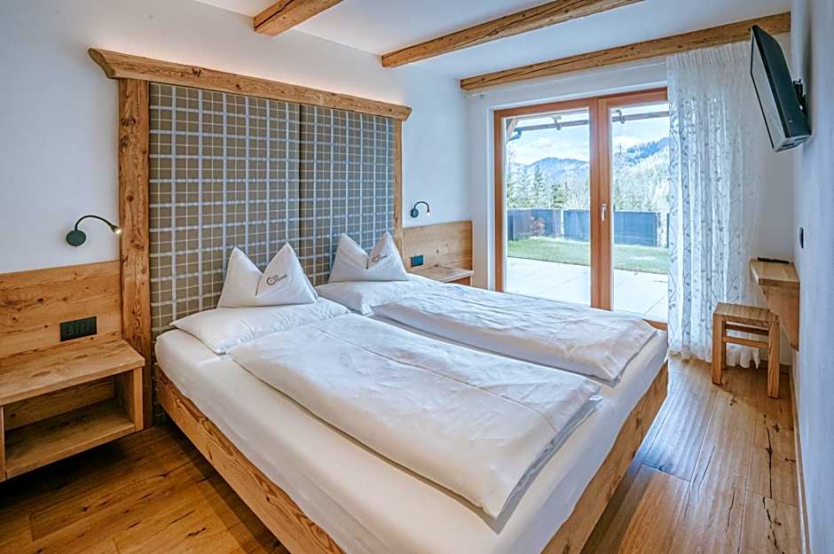1 Bedroom Apartment, Ground Floor — 9 fotoğraftan 1. fotoğraf