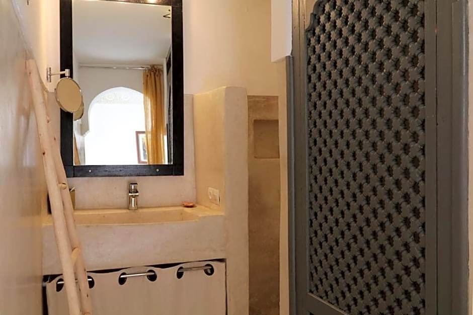 103Riad Pool RoofTop & Hammam