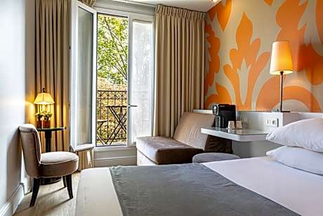 Deluxe Double Room with Balcony