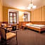 Hotel Octarna - Free On-site Parking