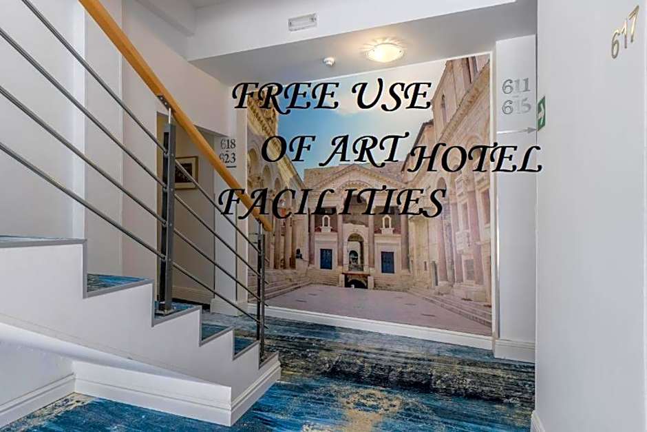 Annex building of Art Hotel