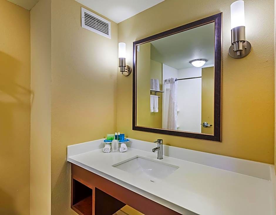Holiday Inn Express Hotel & Suites Eagle Pass By IHG