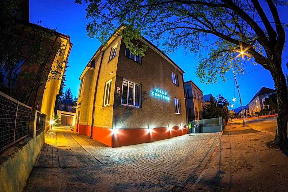 VILLA CENTRUM APARTMÁNY s RAŇAJKAMI A SAUNOU