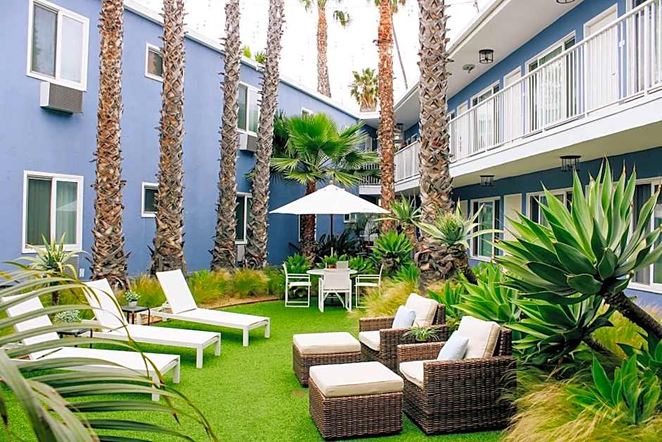 Bayside Hotel