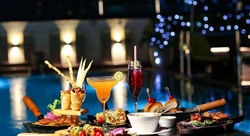 Mahagun Sarovar Portico Suites Ghaziabad