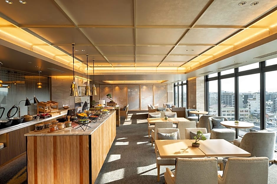 DoubleTree by Hilton Kyoto Station