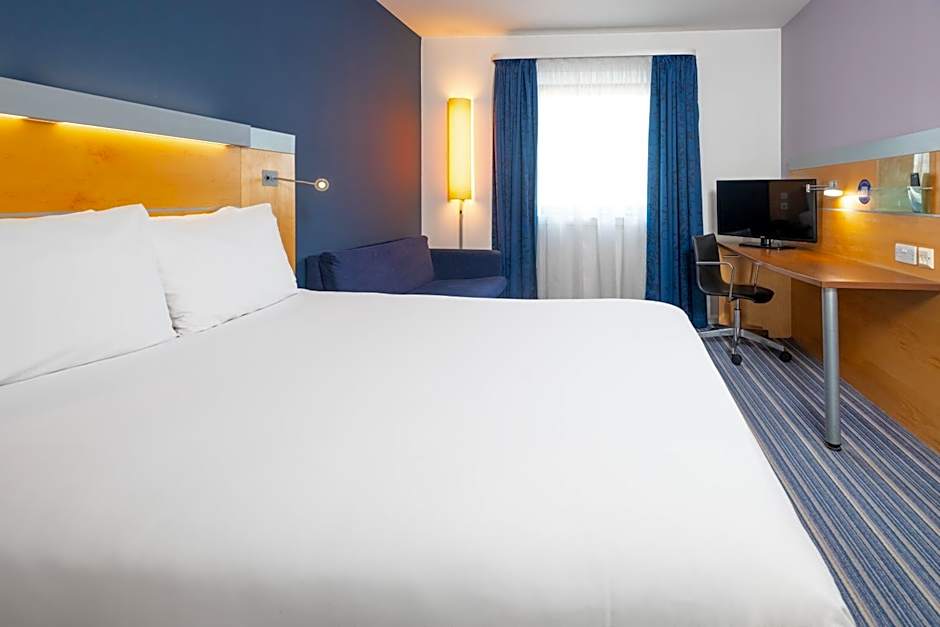 Holiday Inn Express Stevenage By IHG
