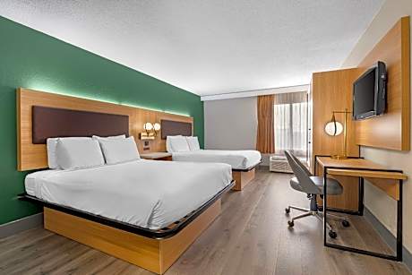 Queen Room with Two Queen Beds