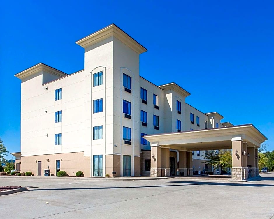 Comfort Inn & Suites Madisonville