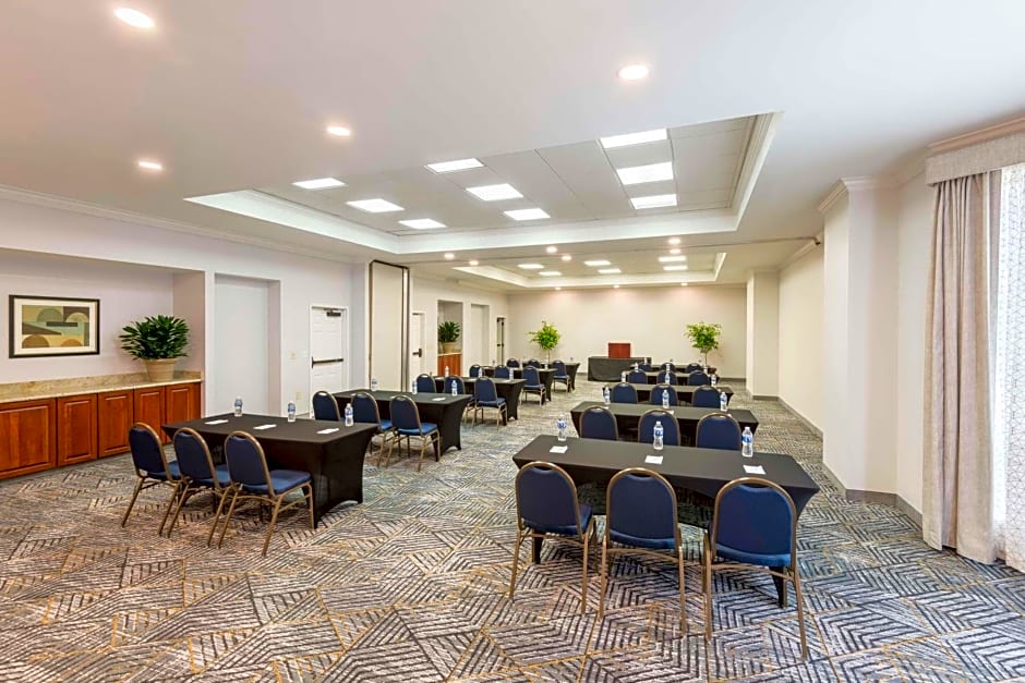 Homewood Suites By Hilton New Orleans