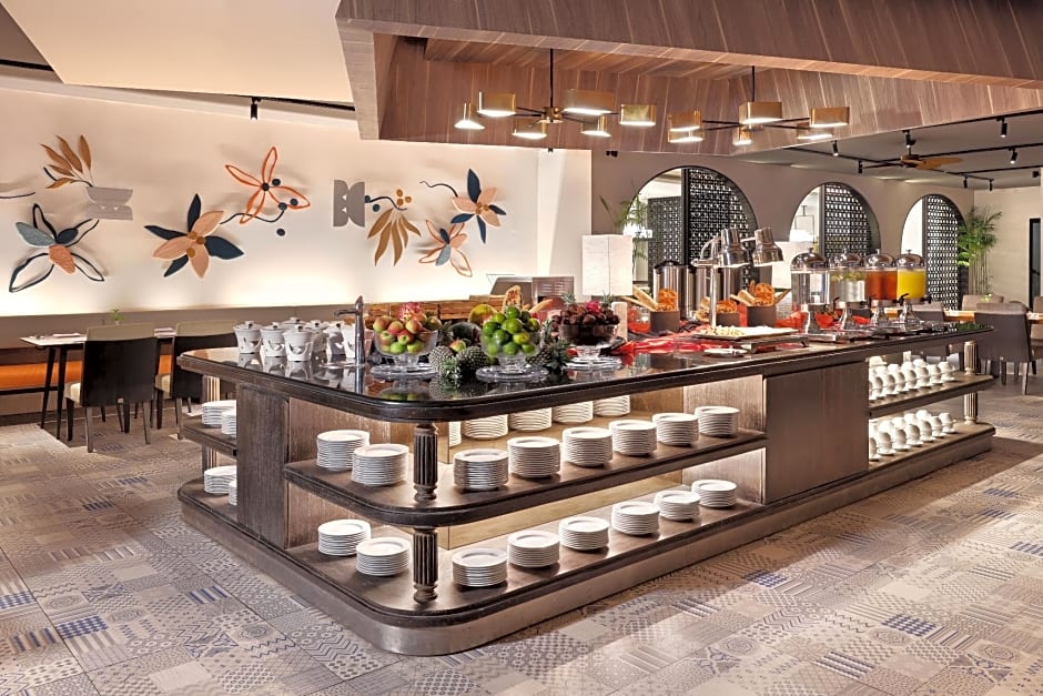 Grand Mercure Bali Seminyak