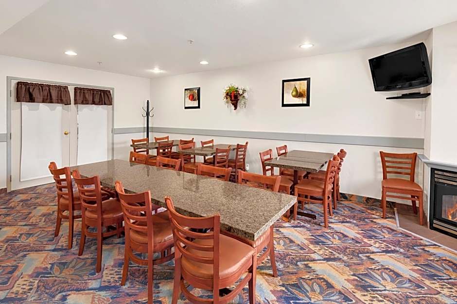 Super 8 by Wyndham Swift Current