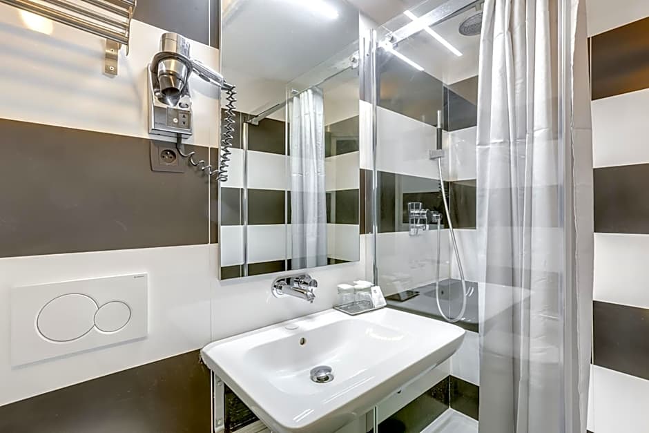 Hotel Opera Maintenon