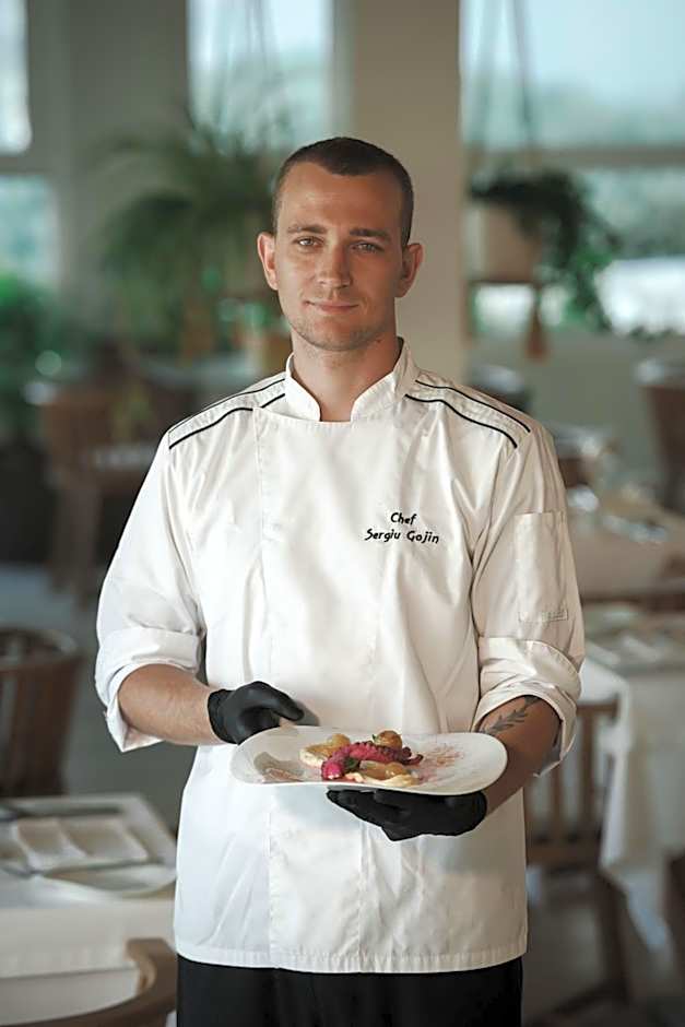 Bitzaro Grande Hotel & Suites