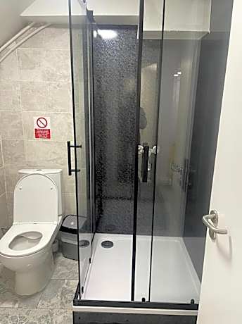 Single Room with Shared Bathroom