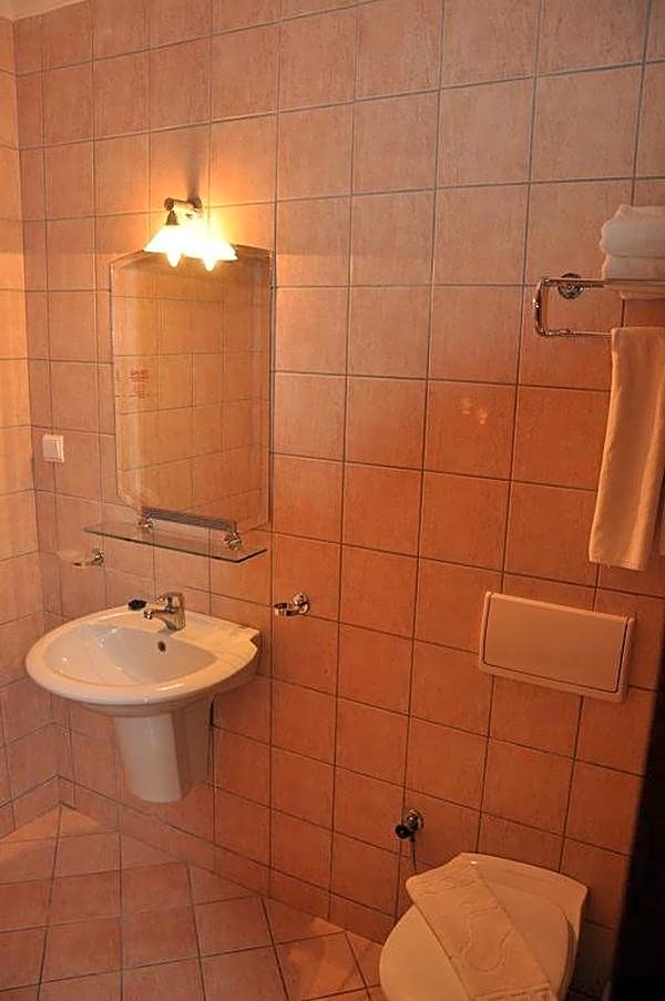 Club Turquoise Apart