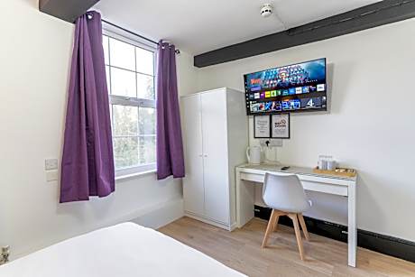 Two-Bedroom Suite
