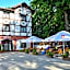 Hotel Camelot