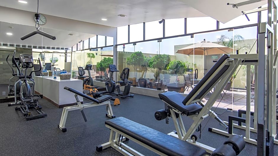 Holiday Inn Mexico Dali Airport by IHG