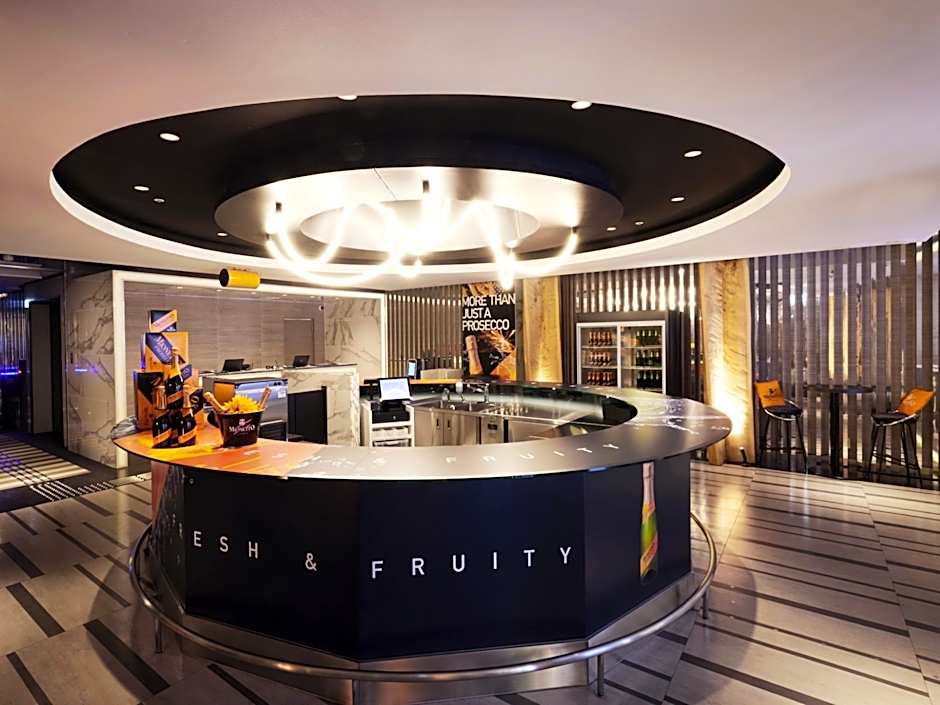 ALFIT HOTEL & BAR AKASAKA