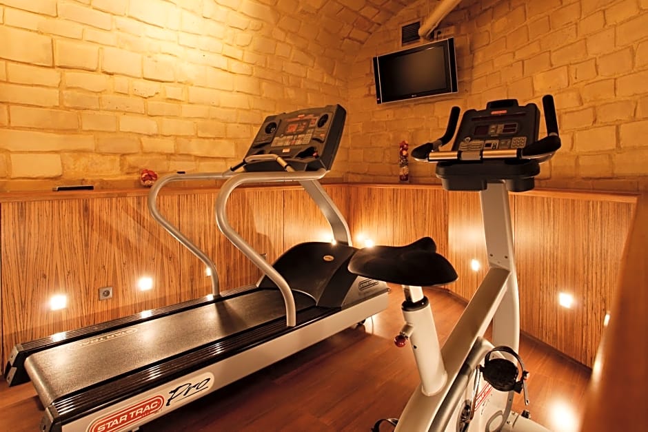 Rochester Champs-Elysees Hotel