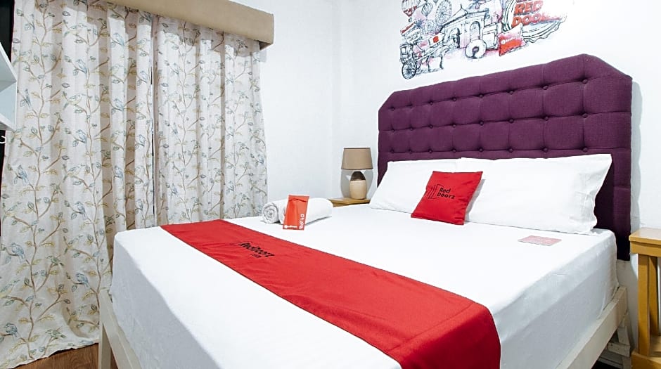 RedDoorz Plus Bienvenido Boarding House Las Pinas Weekly Stay