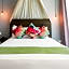 Soho Playa Hotel