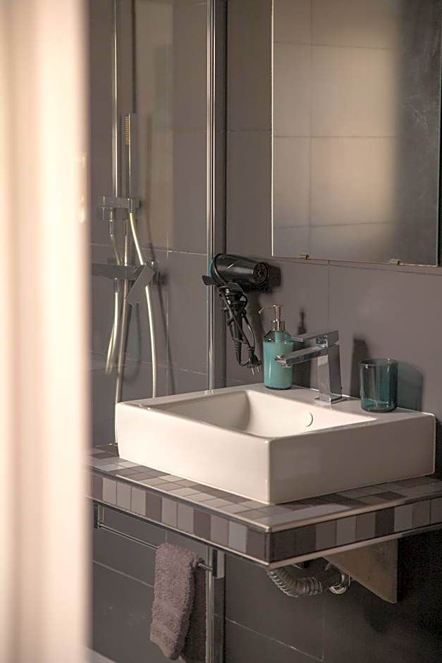 SUPERTUBOS HOUSE Peniche