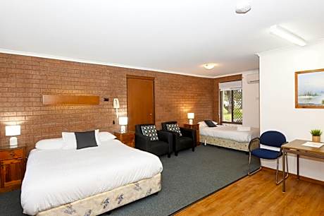 Greenacres Motel