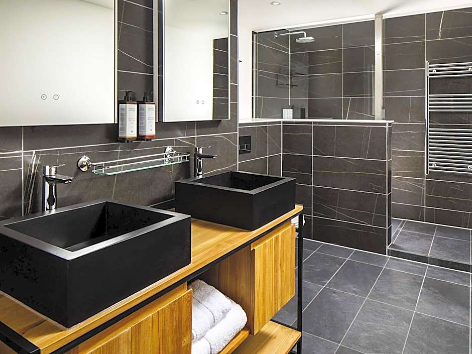 Mercure Newport