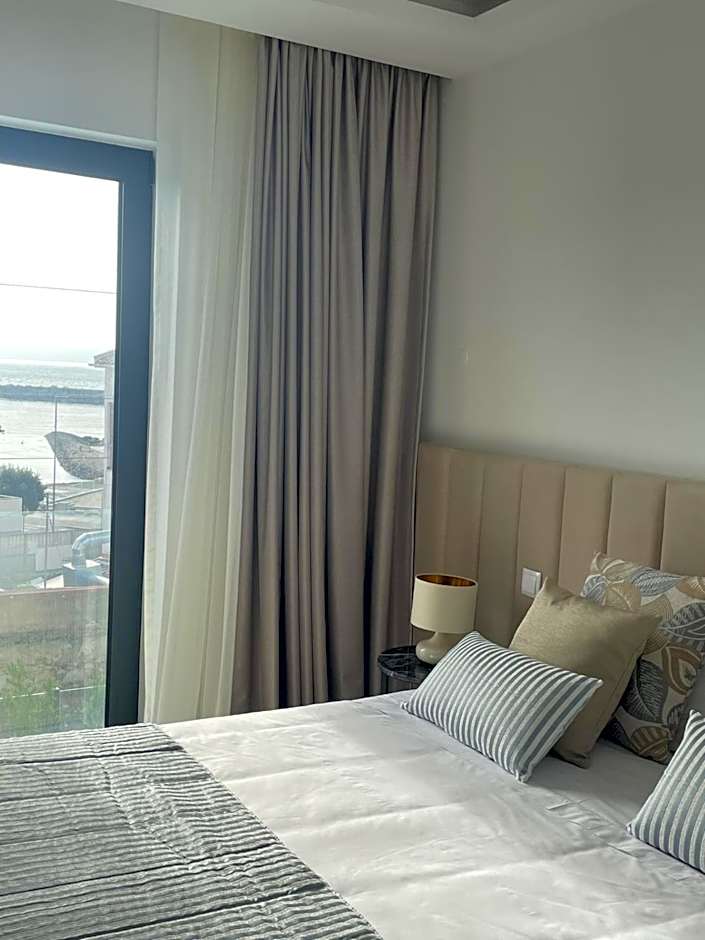 Photo 1 of 4 of Sea View